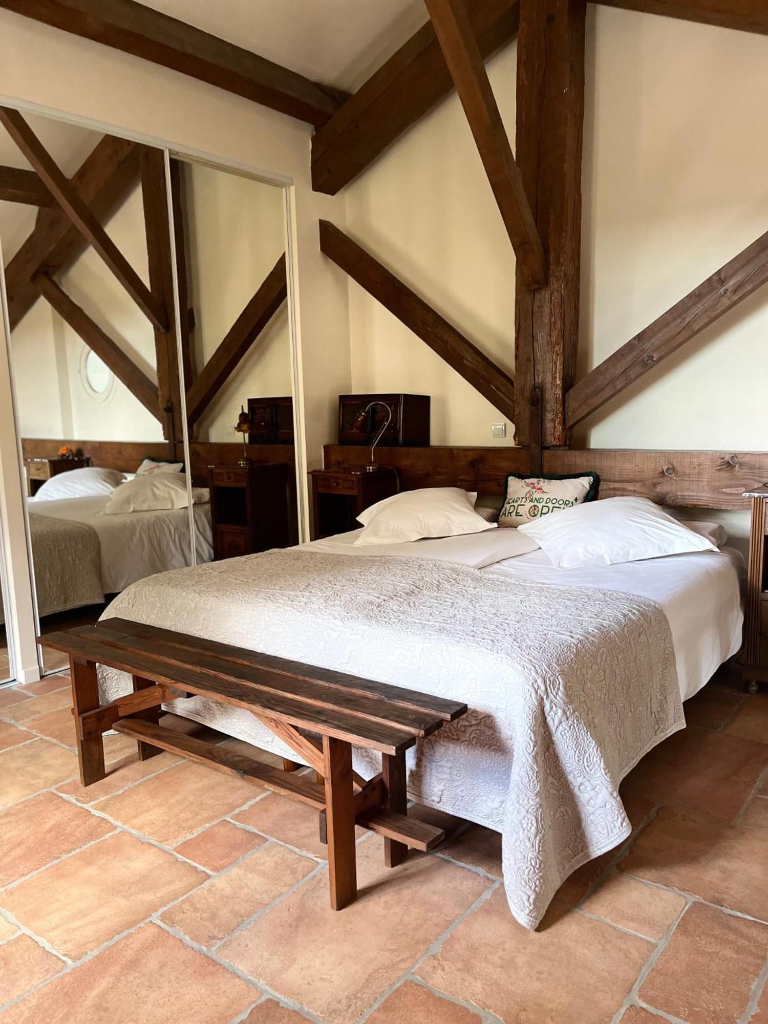 Chambres D'Hotes La Soulenque Luxury B & B กาเปสตอง ภายนอก รูปภาพ