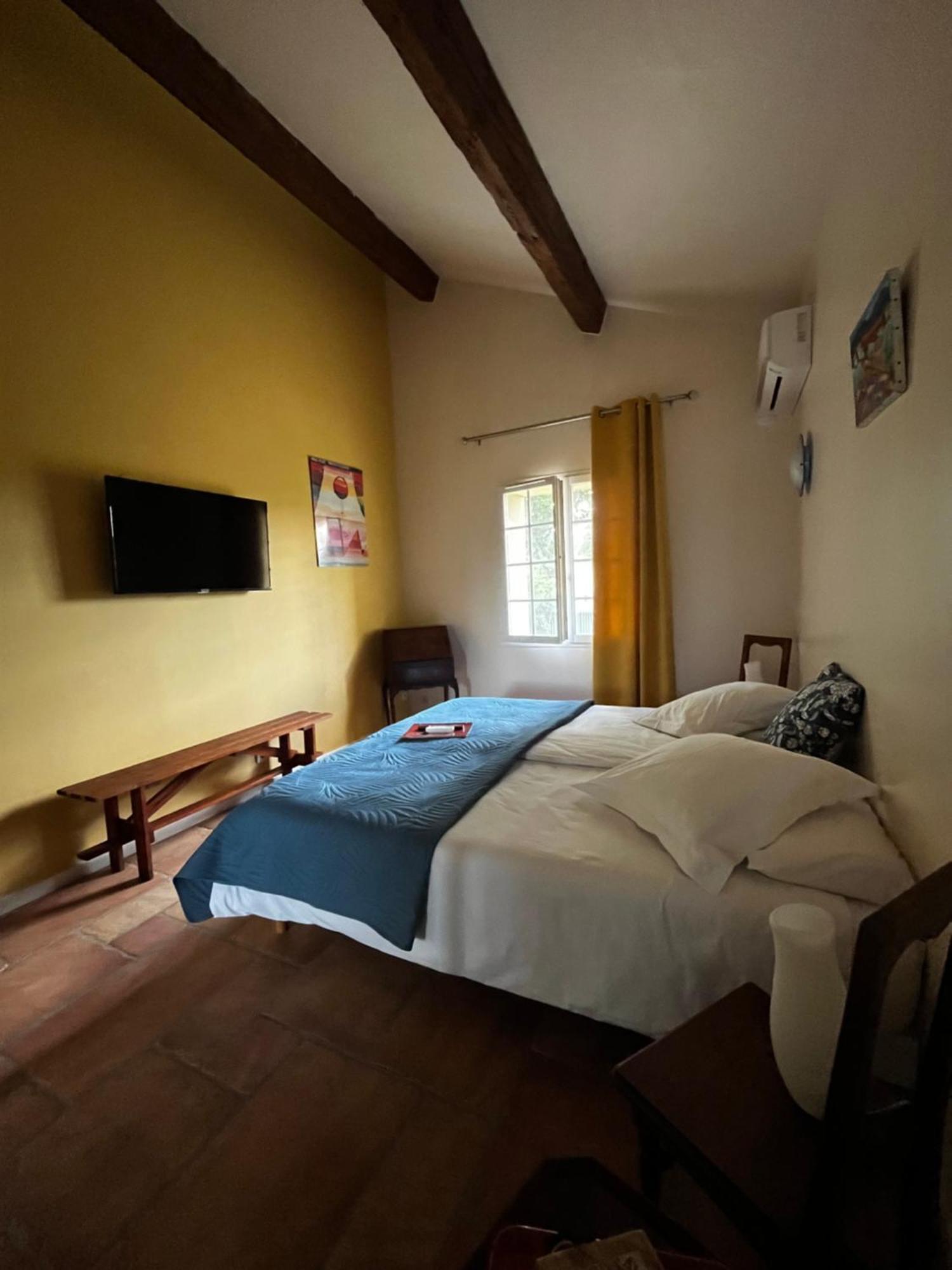 Chambres D'Hotes La Soulenque Luxury B & B กาเปสตอง ภายนอก รูปภาพ